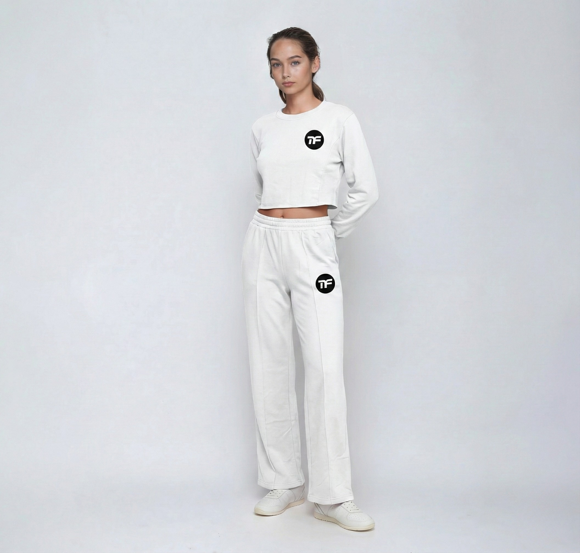 Woman's 2-Piece Crew Neck Crop Top Wide Leg Pants Sweatsuit